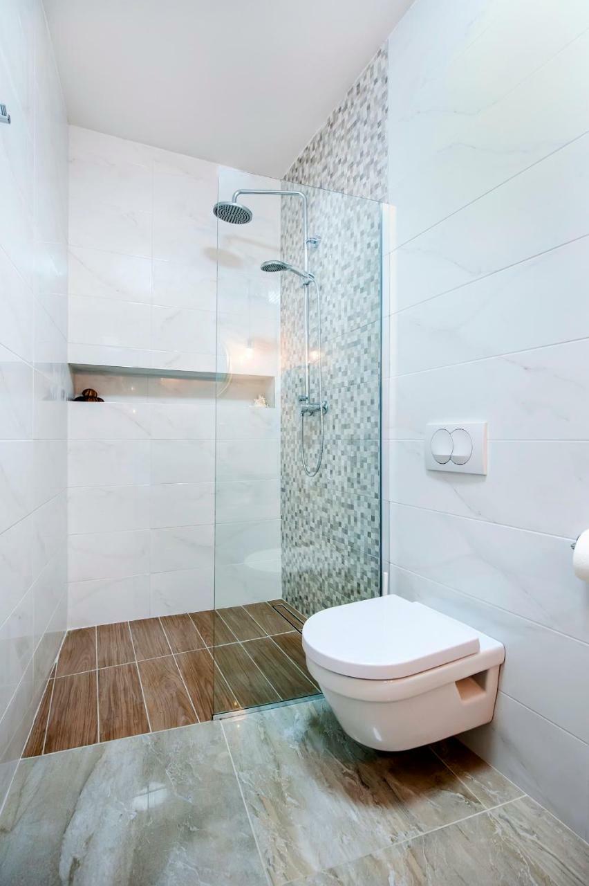 Deluxe Studio G 12 Ровінь Екстер'єр фото